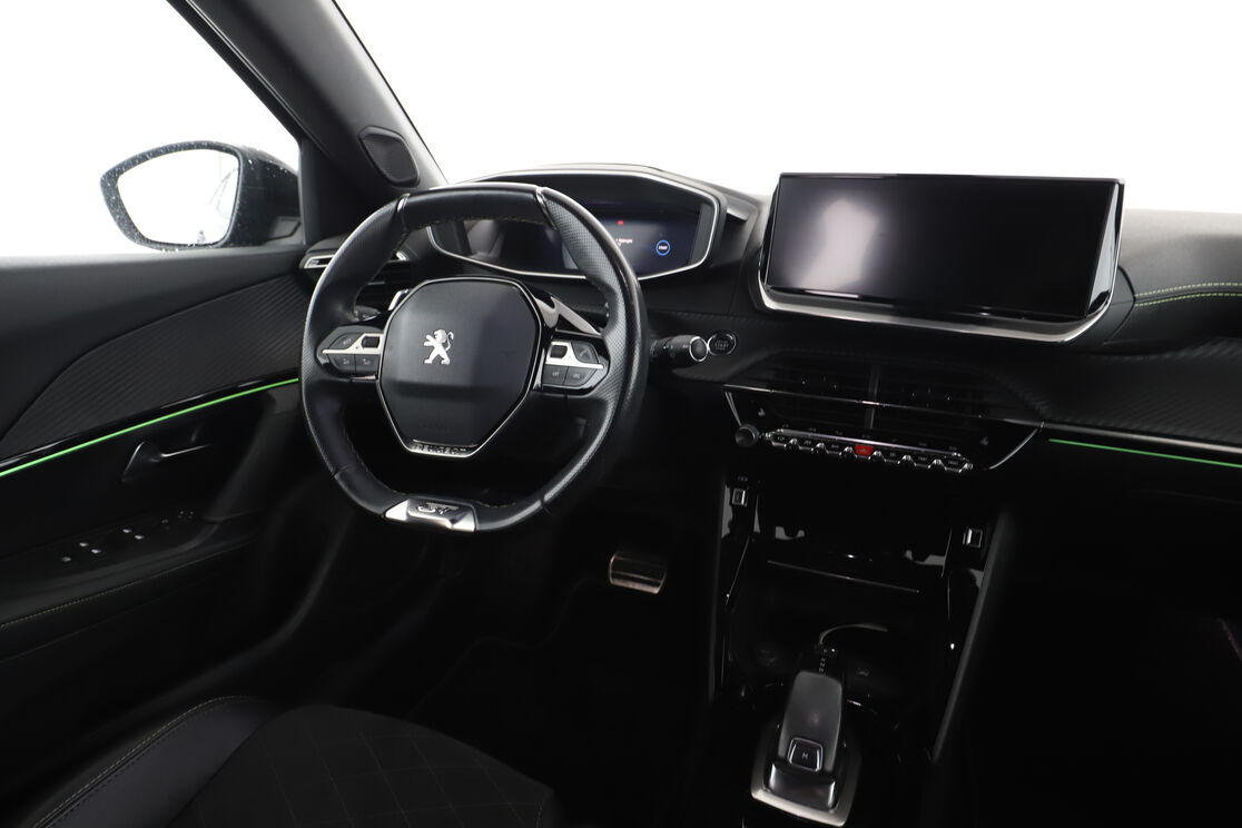 Intérieur côté conducteur depuis le siège arrière