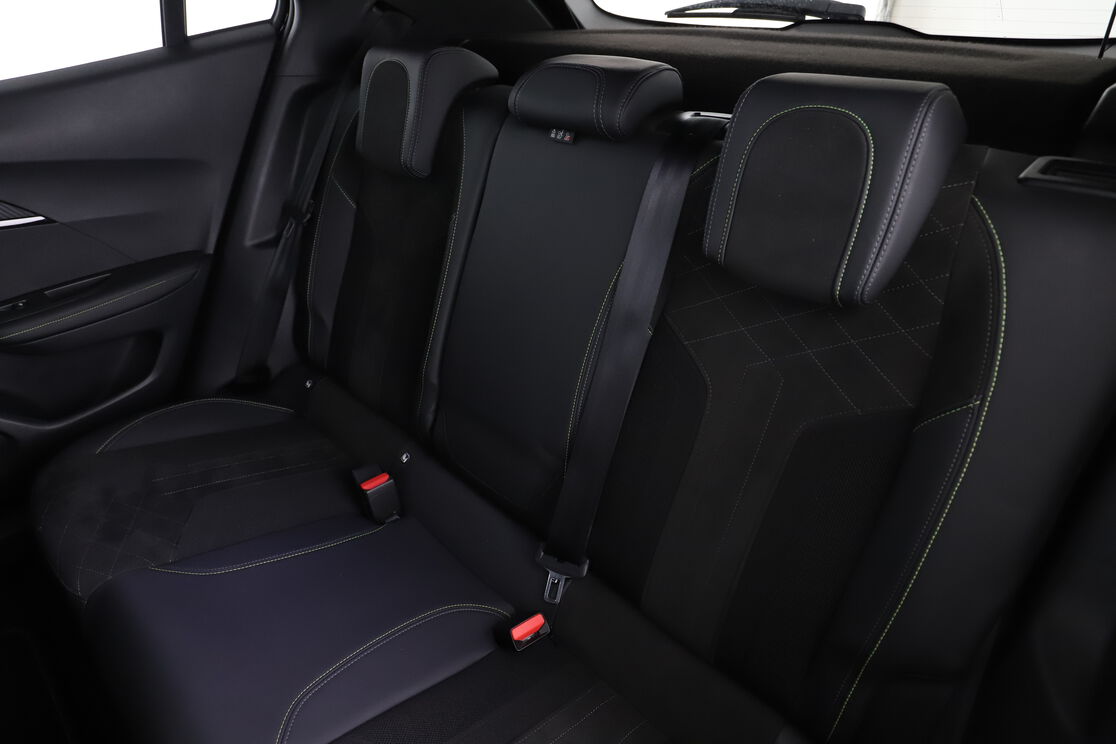 Intérieur sièges arrière depuis le côté conducteur