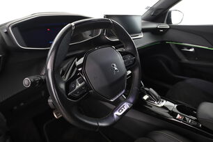 Intérieur côté conducteur 2
