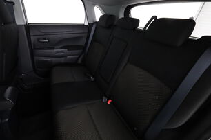 Interior asientos traseros lado del conductor