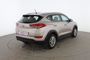 Exterior posterior derecho