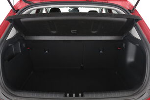 carDetails.imgAlt.interior.9