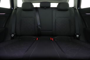 Innenraum Rücksitze Fahrerseite