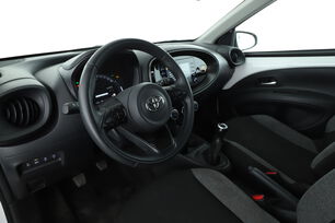 Intérieur côté conducteur 2