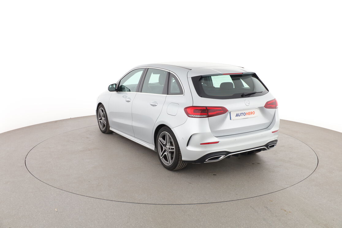 Extérieur arrière gauche