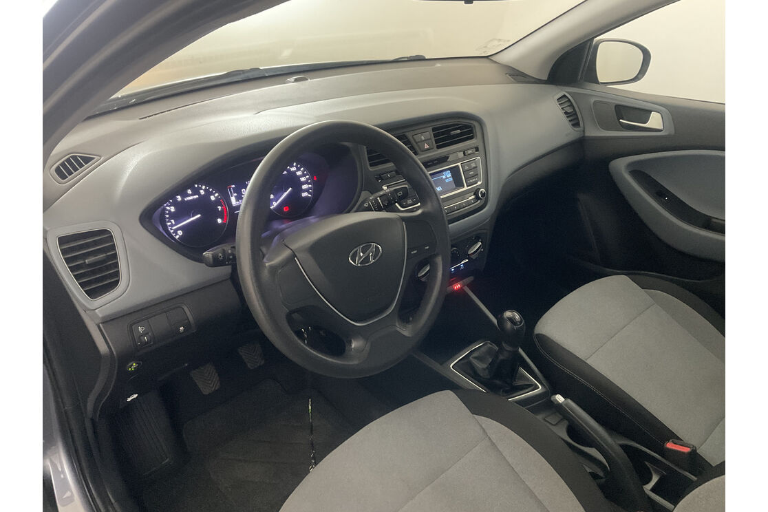 Interno lato guidatore 2