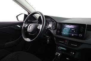 Intérieur côté conducteur depuis le siège arrière