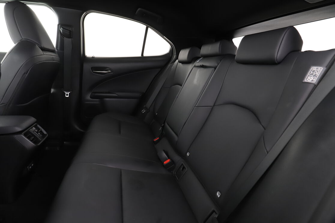 Baksäte bakom förarsätet