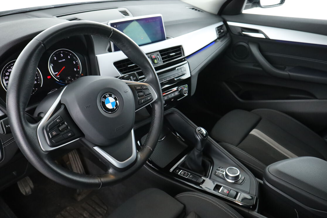 Intérieur côté conducteur 2