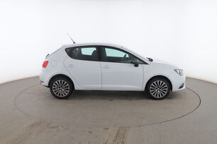 Exterior lado derecho