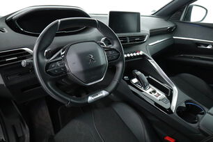 Intérieur côté conducteur 2