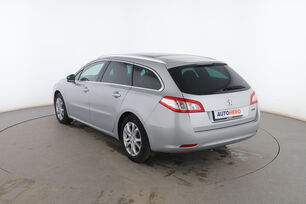 Exterior trasero izquierdo