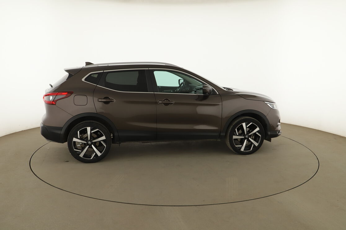 Extérieur côté droit