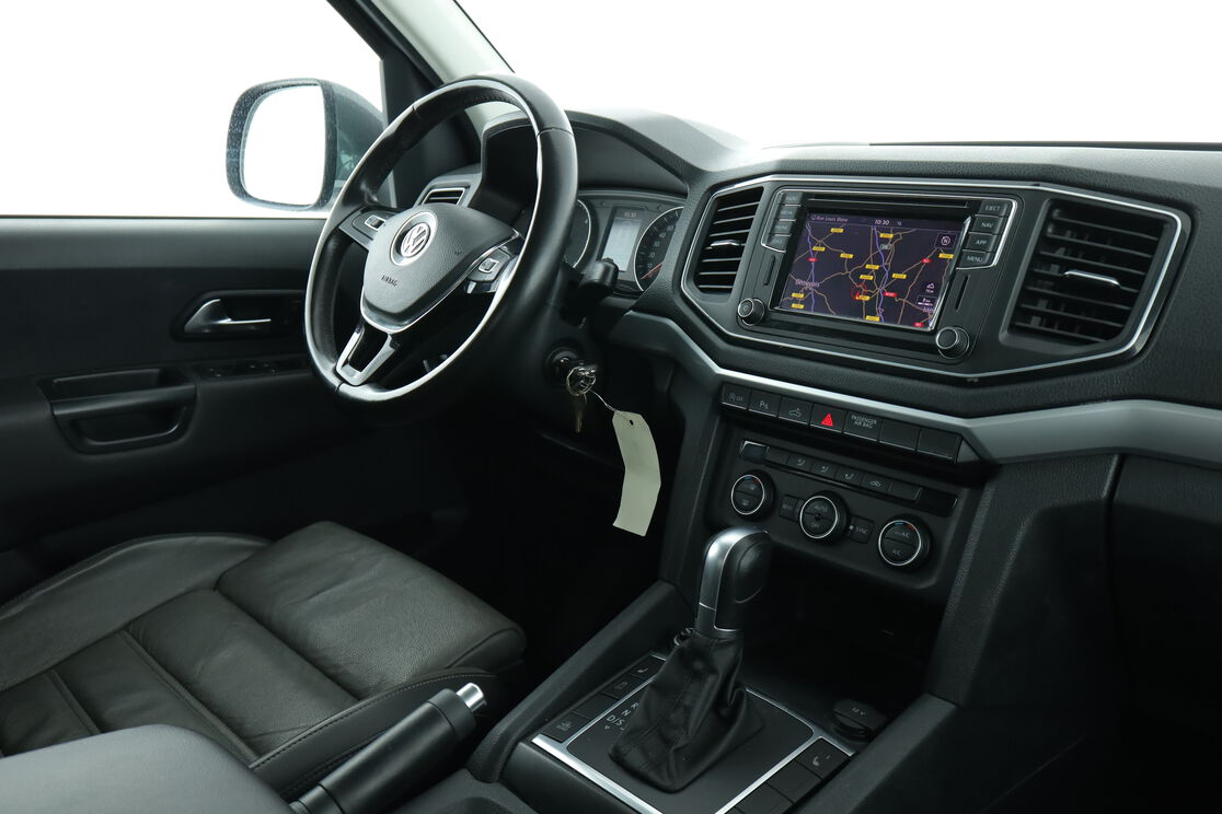 Intérieur côté conducteur depuis le siège arrière