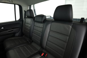 Intérieur sièges arrière depuis le côté conducteur