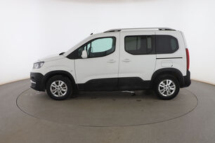 Exterior lado izquierdo