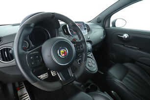 Interieur bestuurderszijde 2