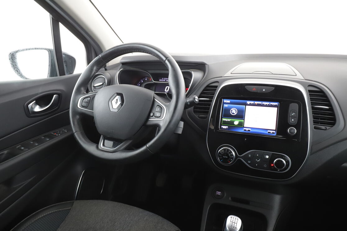 Intérieur côté conducteur depuis le siège arrière