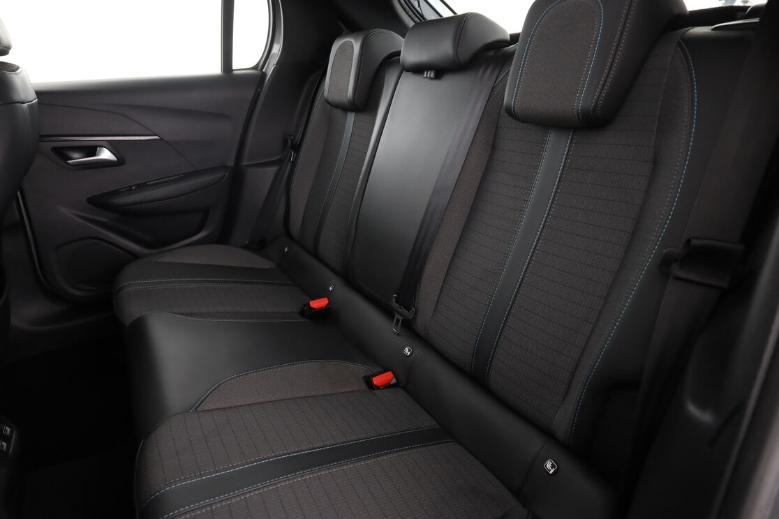 Intérieur sièges arrière depuis le côté conducteur