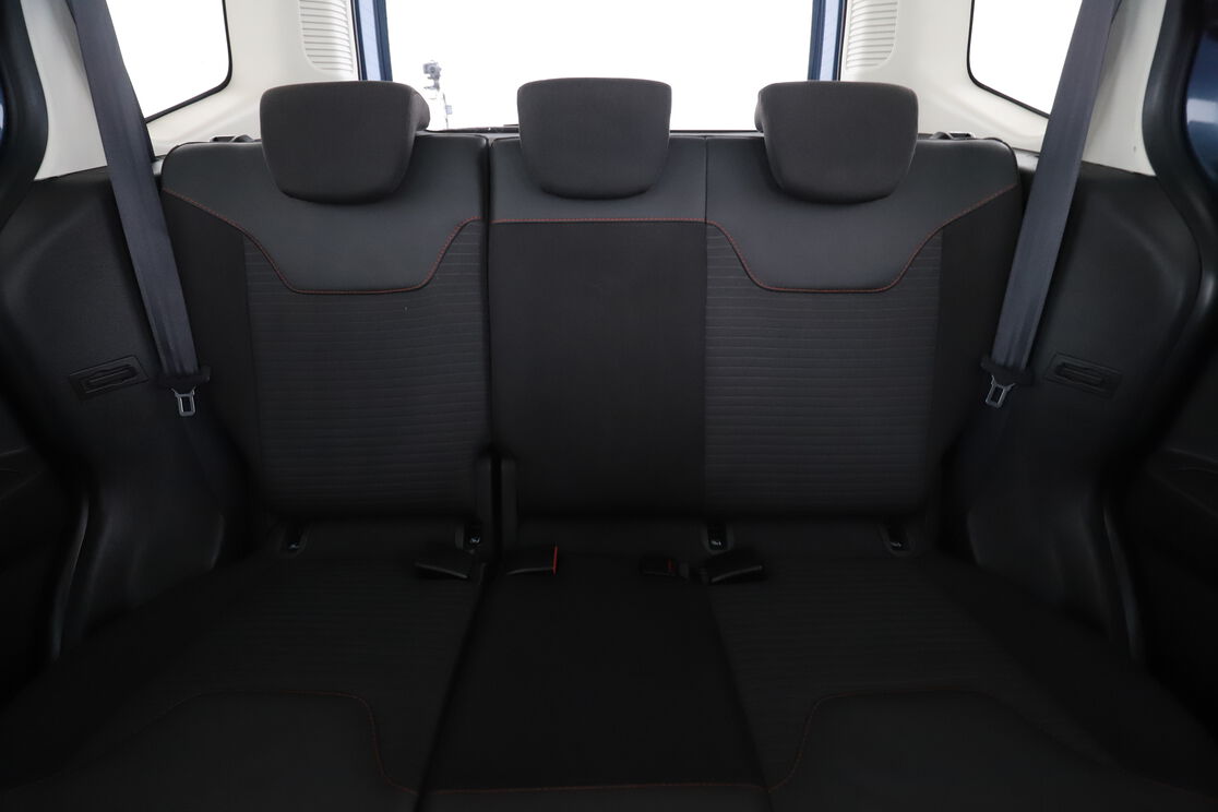 Interior asiento trasero