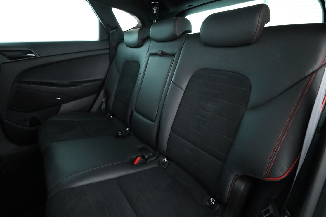 Intérieur sièges arrière depuis le côté conducteur