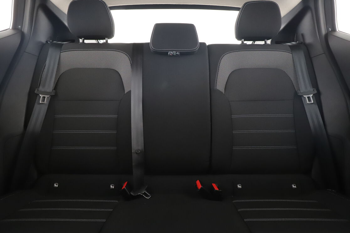 Intérieur côté conducteur 2