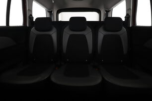 Interior asiento trasero