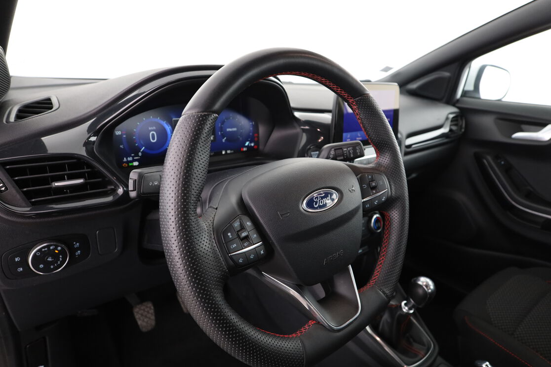 Intérieur côté conducteur 2