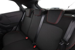 Intérieur sièges arrière depuis le côté conducteur