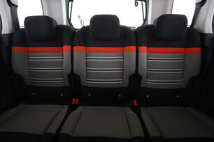 Interior asiento trasero