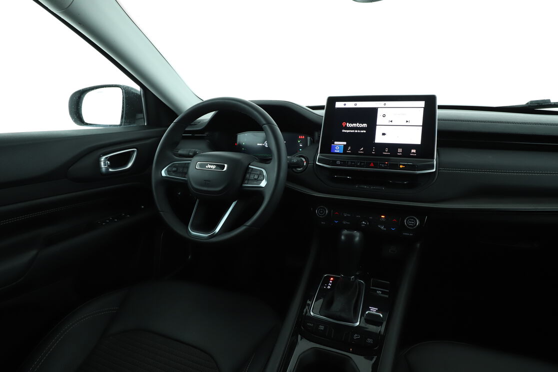 Intérieur côté conducteur depuis le siège arrière