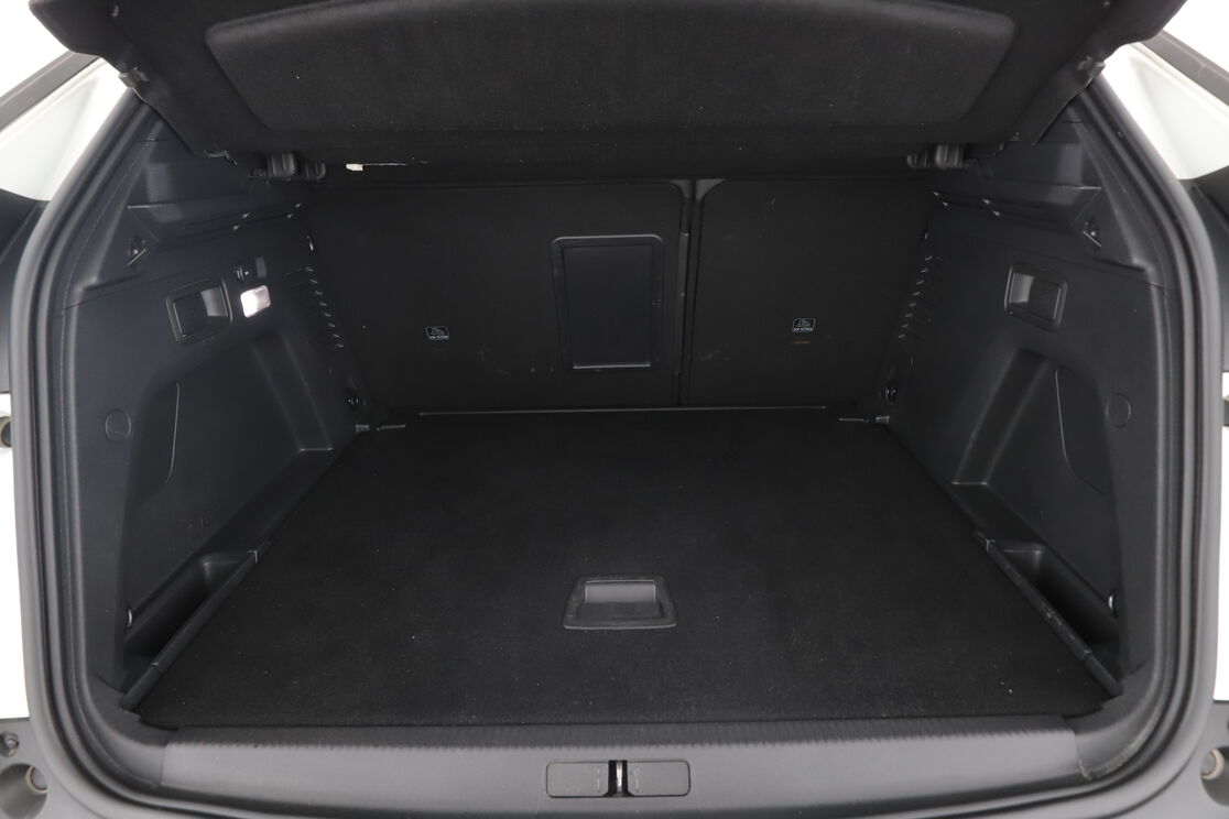 Intérieur coffre 2