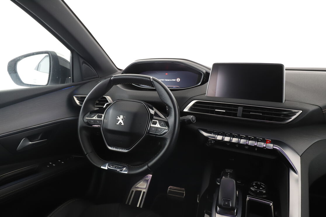 Intérieur côté conducteur depuis le siège arrière