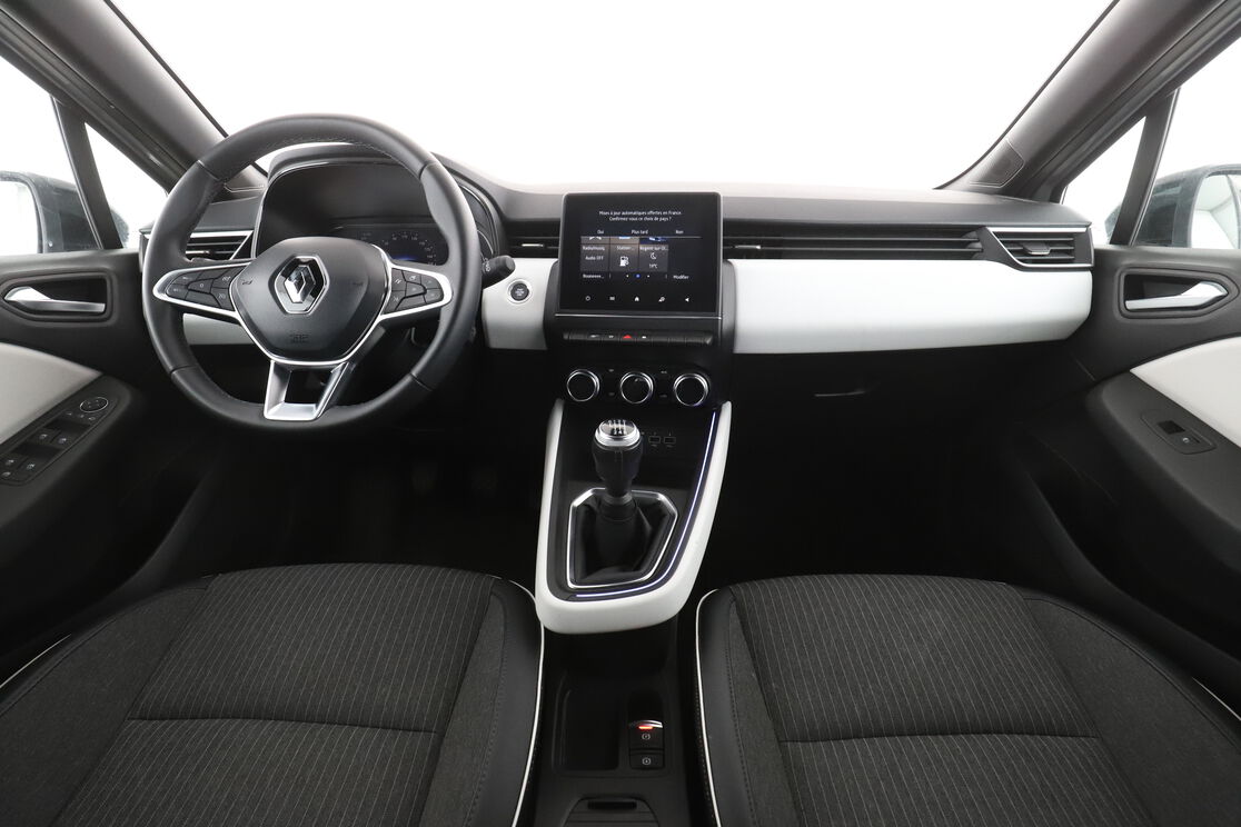 Intérieur côté conducteur depuis le siège arrière