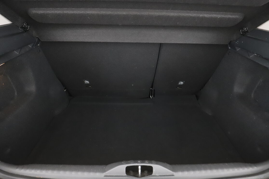Intérieur coffre 2