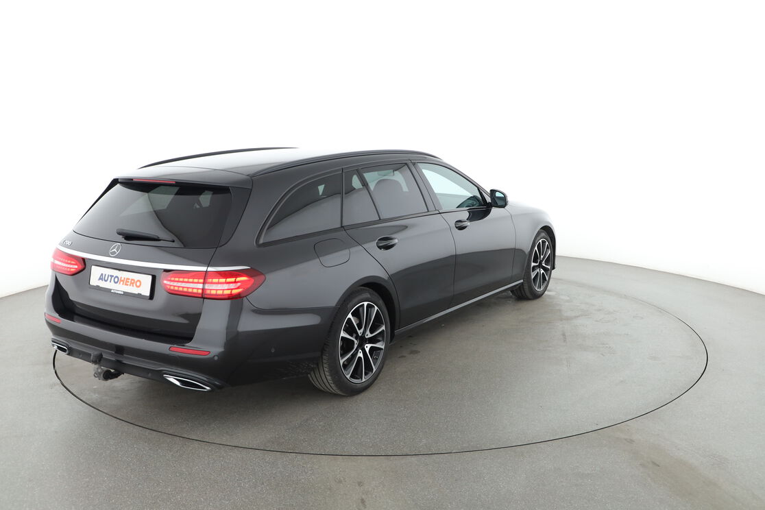 Außen rechts hinten