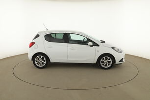 Extérieur côté droit