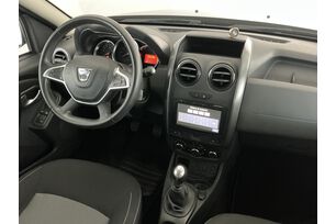 Interno lato guidatore, dal sedile posteriore