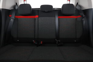 Interior asiento trasero