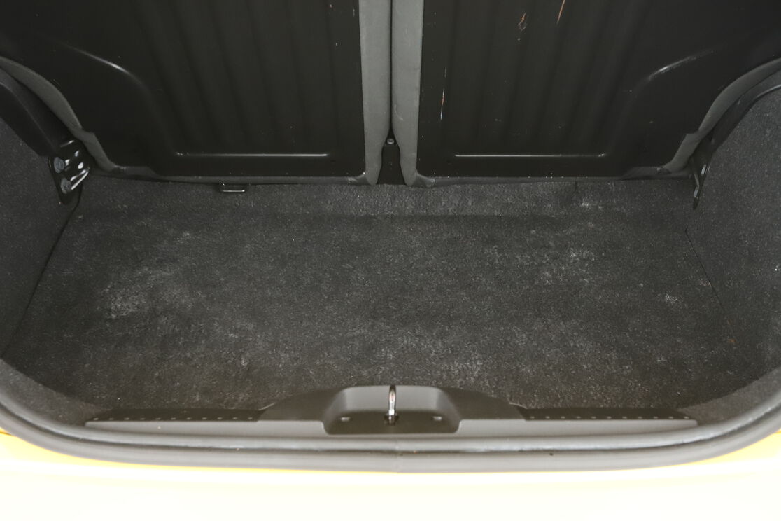 Intérieur coffre 2