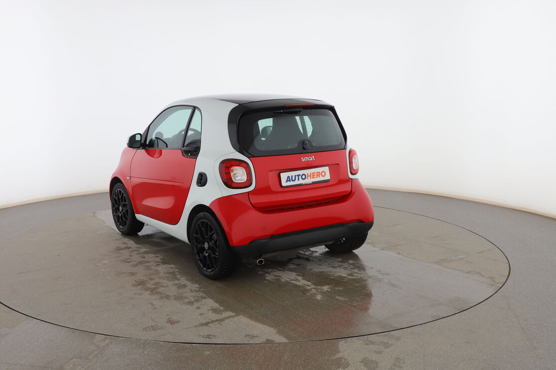 Exterior trasero izquierdo