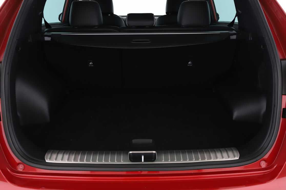 carDetails.imgAlt.interior.9