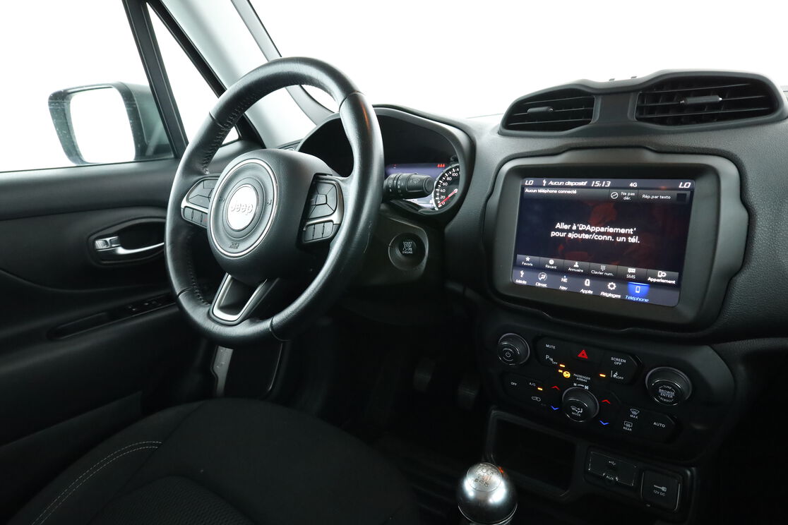 Intérieur côté conducteur depuis le siège arrière