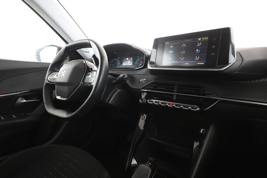 Intérieur côté conducteur depuis le siège arrière
