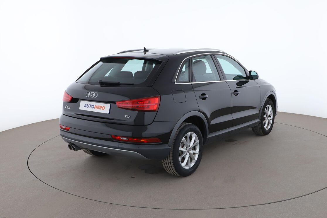 Feu stop central pour AUDI Q3 d'occasion pas cher