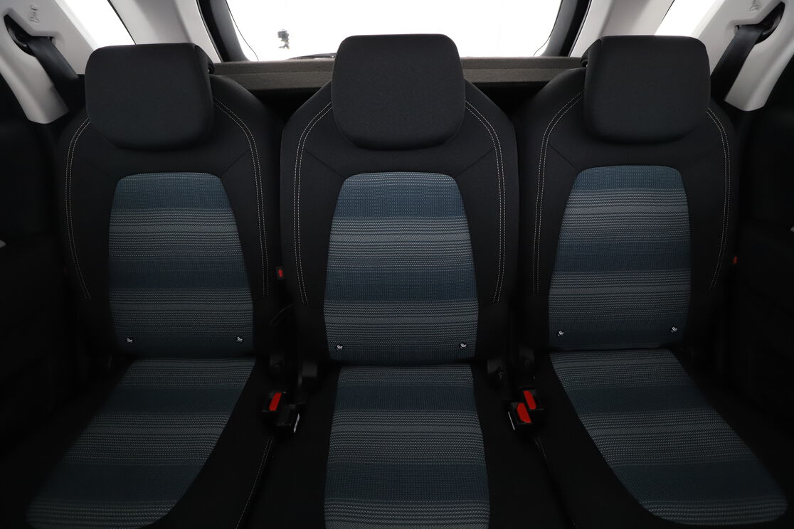 Interior asiento trasero