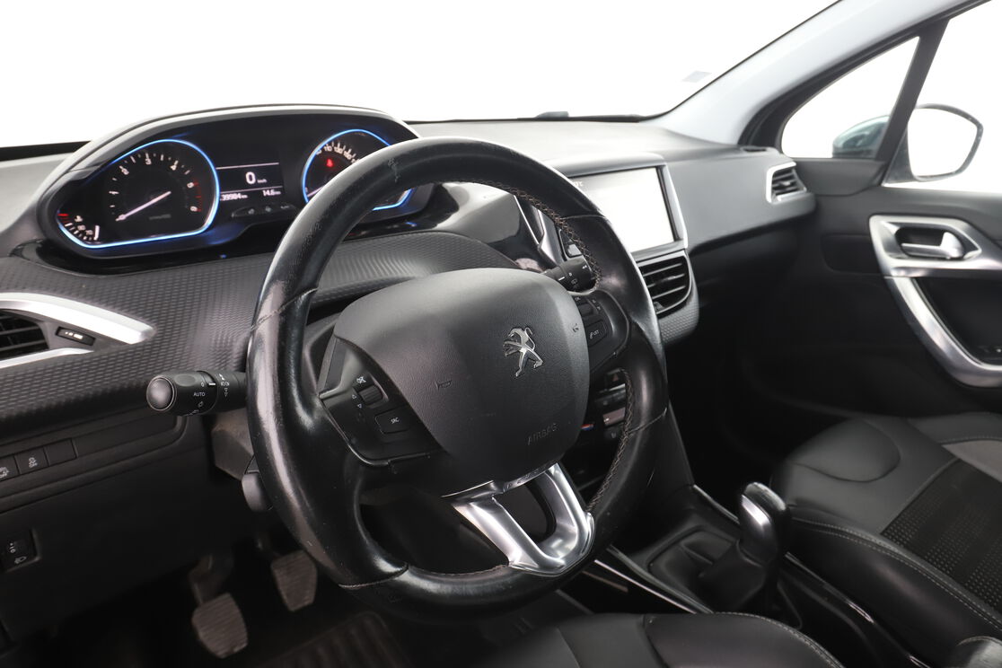 Intérieur côté conducteur 2