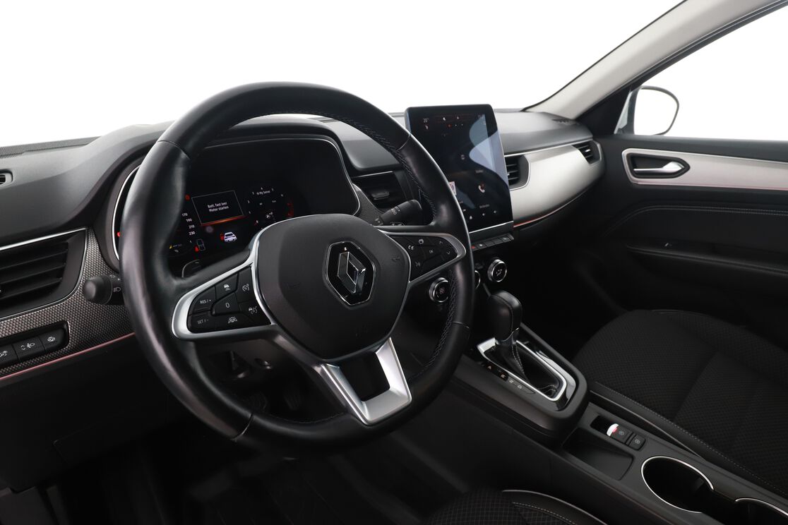 Innenraum auf der Fahrerseite 2