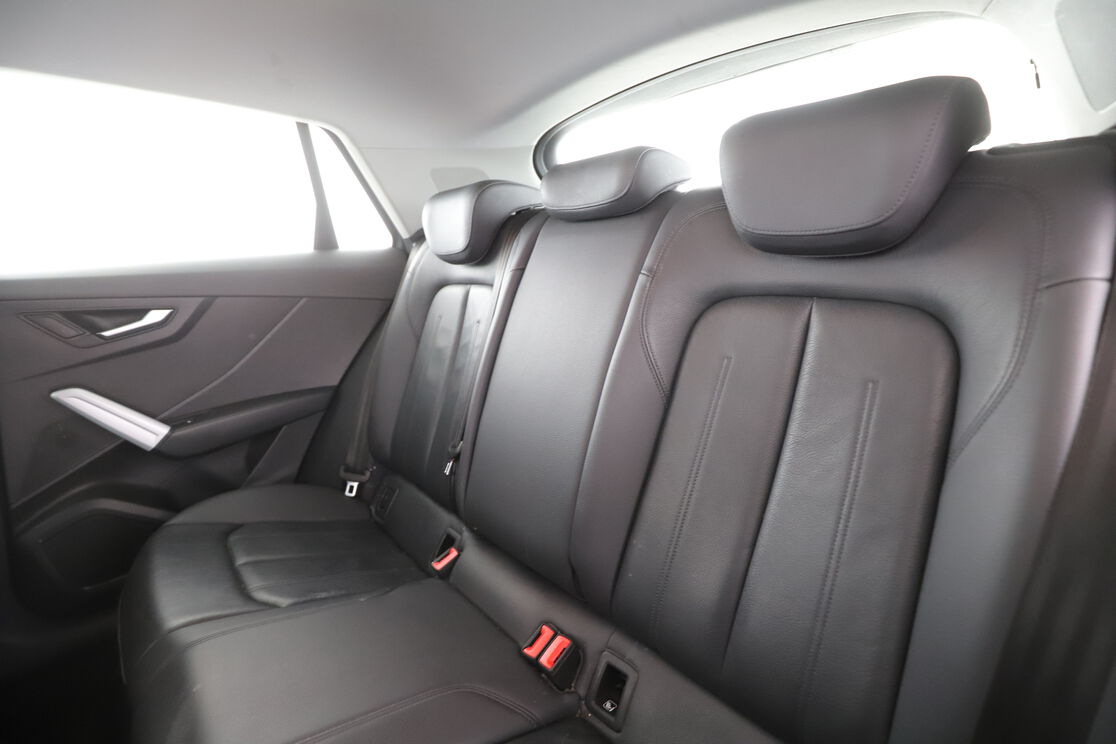 Intérieur sièges arrière depuis le côté conducteur