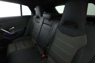 Innenraum Rücksitze Fahrerseite
